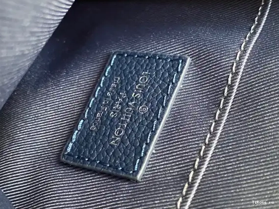 Affordable VUITTON POUCH LOUIS PHONE 0615